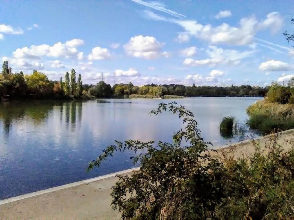 Vue Exceptionnelle Sur Le Lac Creteil Ngoại thất bức ảnh
