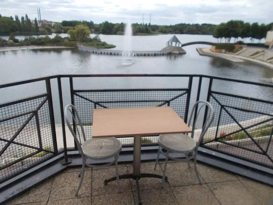 Vue Exceptionnelle Sur Le Lac Creteil Ngoại thất bức ảnh
